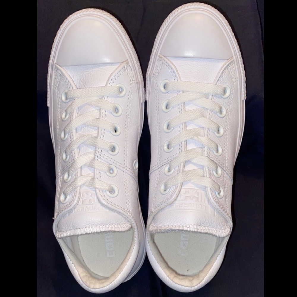 1. Converse Chuck Taylor AllStar MadisonOx Leather